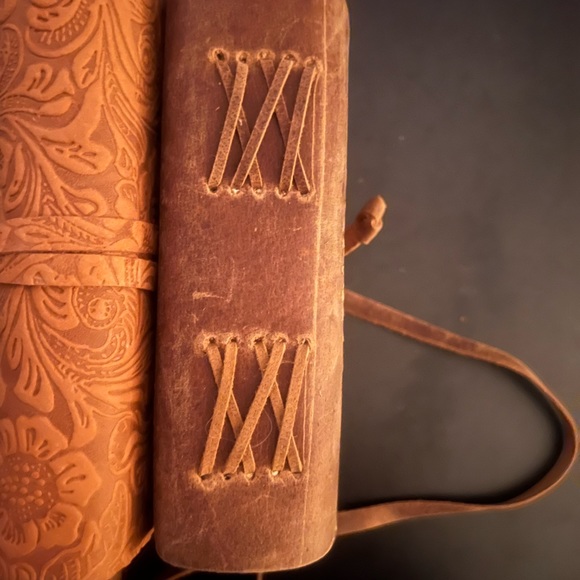 Leather bound book - Picture 4 of 4